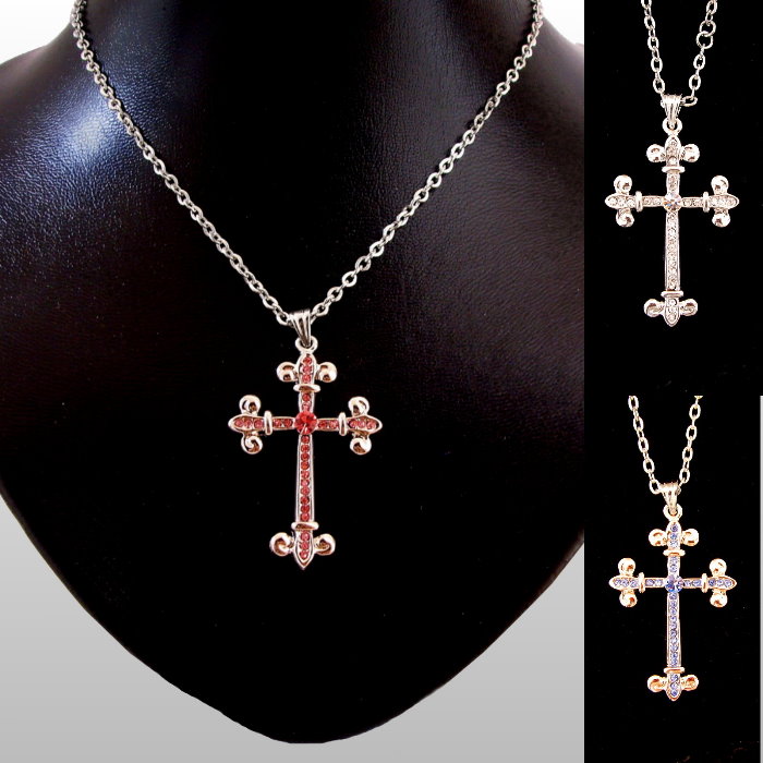 Fashion necklace with cross pendant